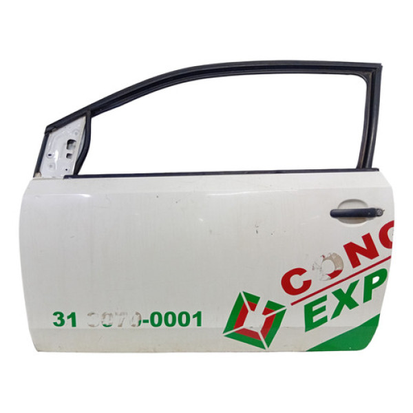 Porta Esquerda Up! 2p 2014 2015 A 2021 Dianteira Esquerda